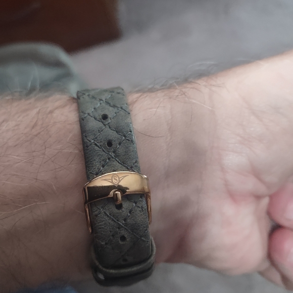 Stuhrling Culcita 567 Quartz 36mm Classic Watch - Picture 4 of 6